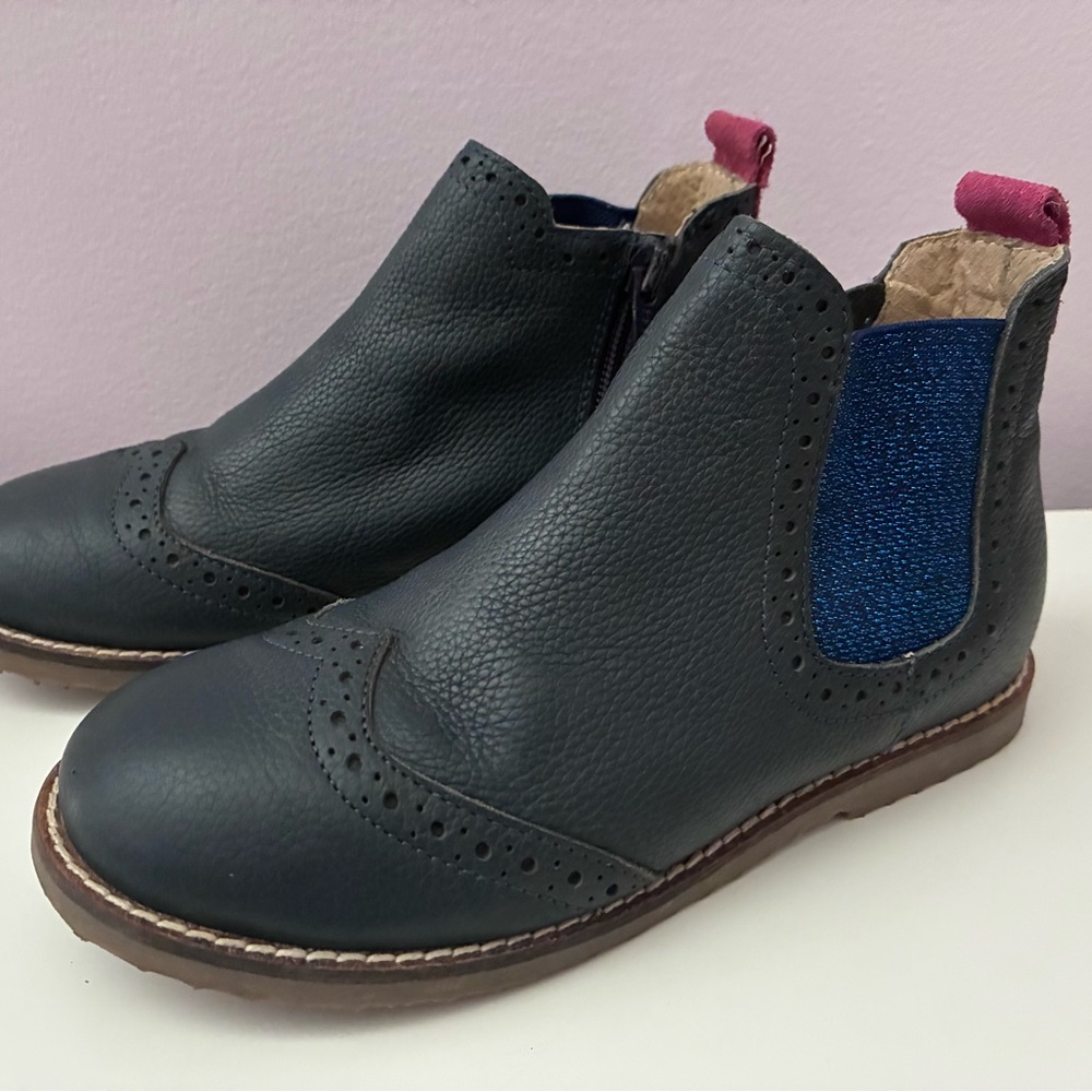 Mini Boden Size 32 Leather Chelsea Boots - Picture 8 of 15